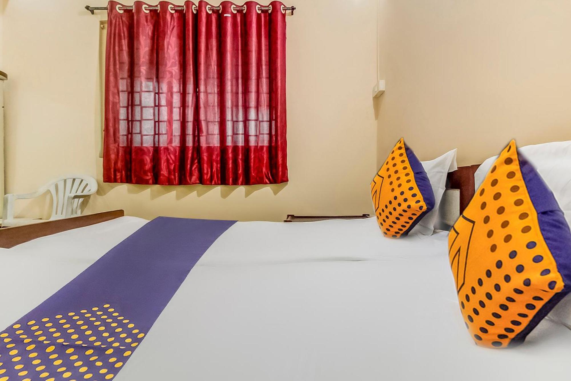 Hotel O New Ushakal Lodging & Boarding Nirmal  Экстерьер фото